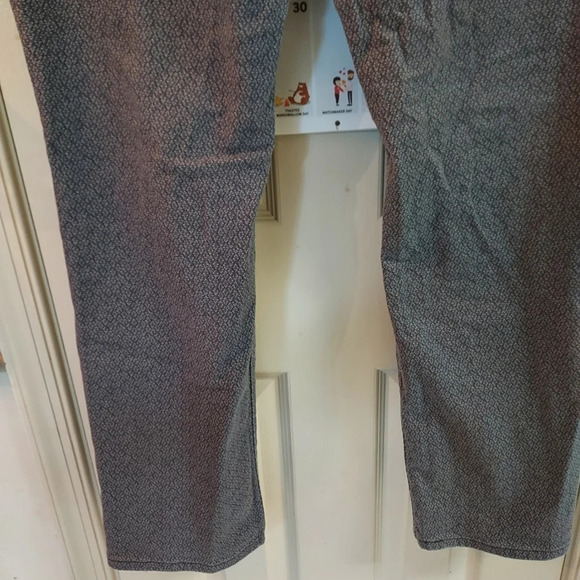 Levi's 505 Straight Leg Grey Pattern Jeans in Size 16M - Picture 7 of 11